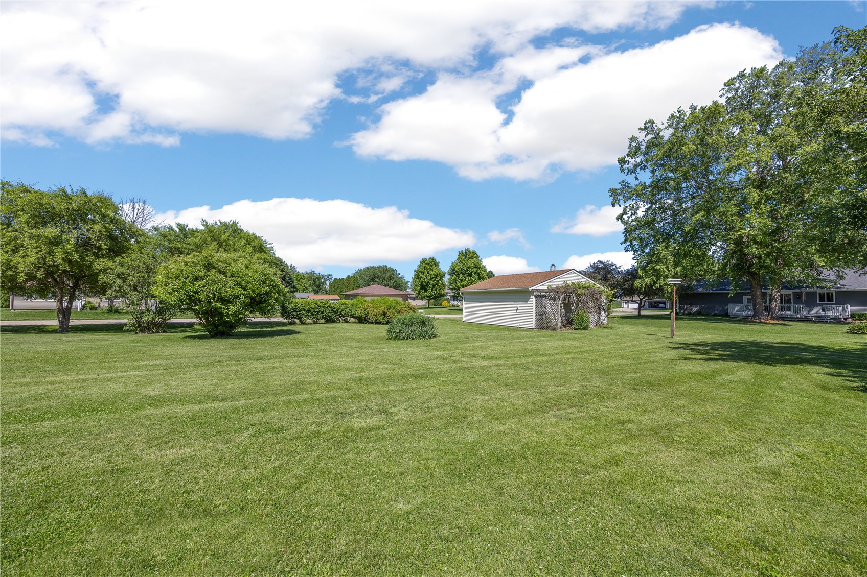 804 31st Avenue IA 52307