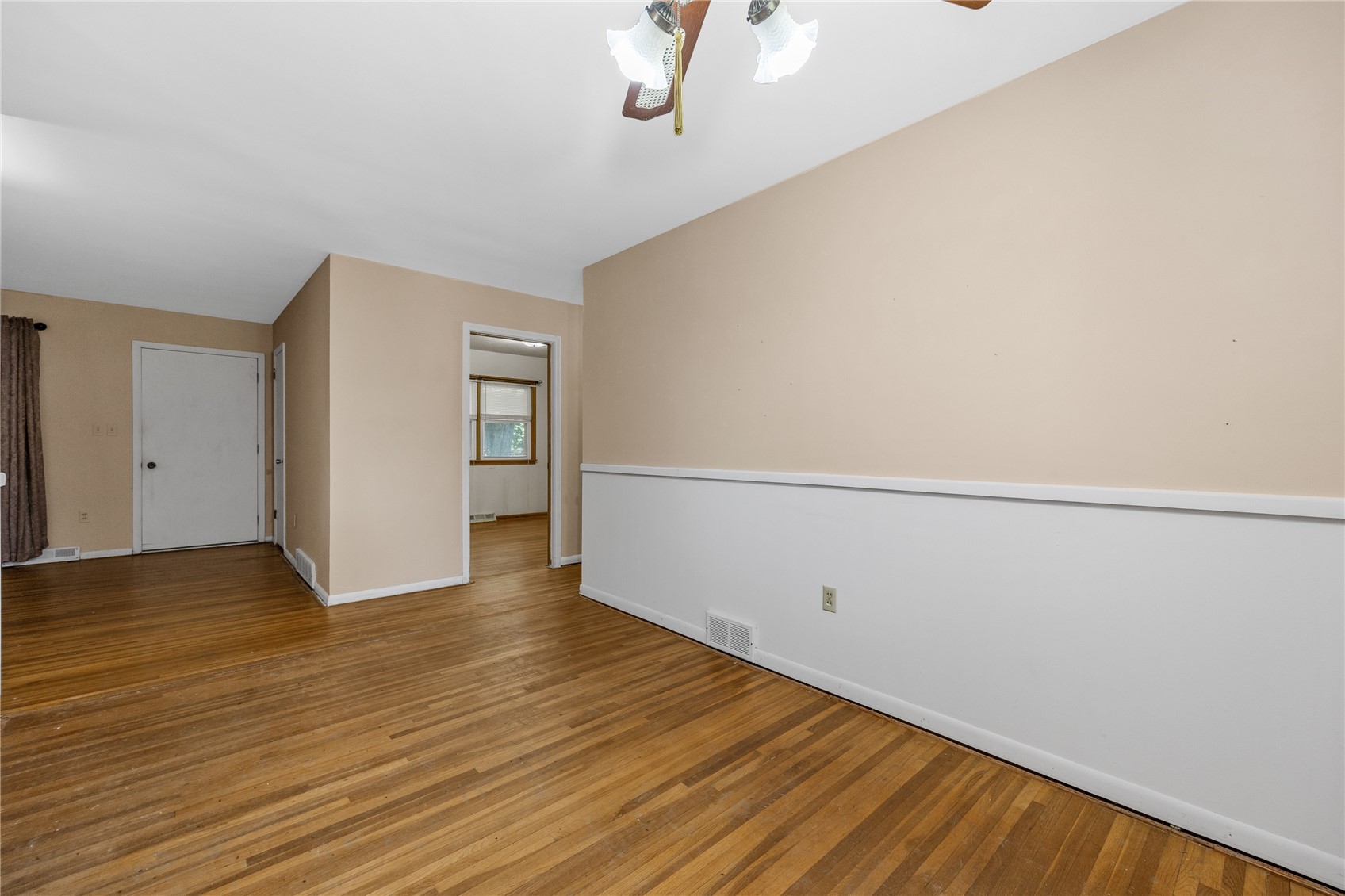 804 31st Avenue IA 52307