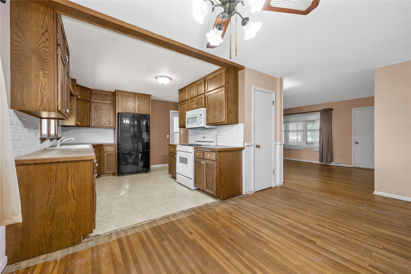 804 31st Avenue IA 52307