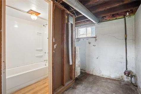 210 S Main Street Wheatland IA 52777