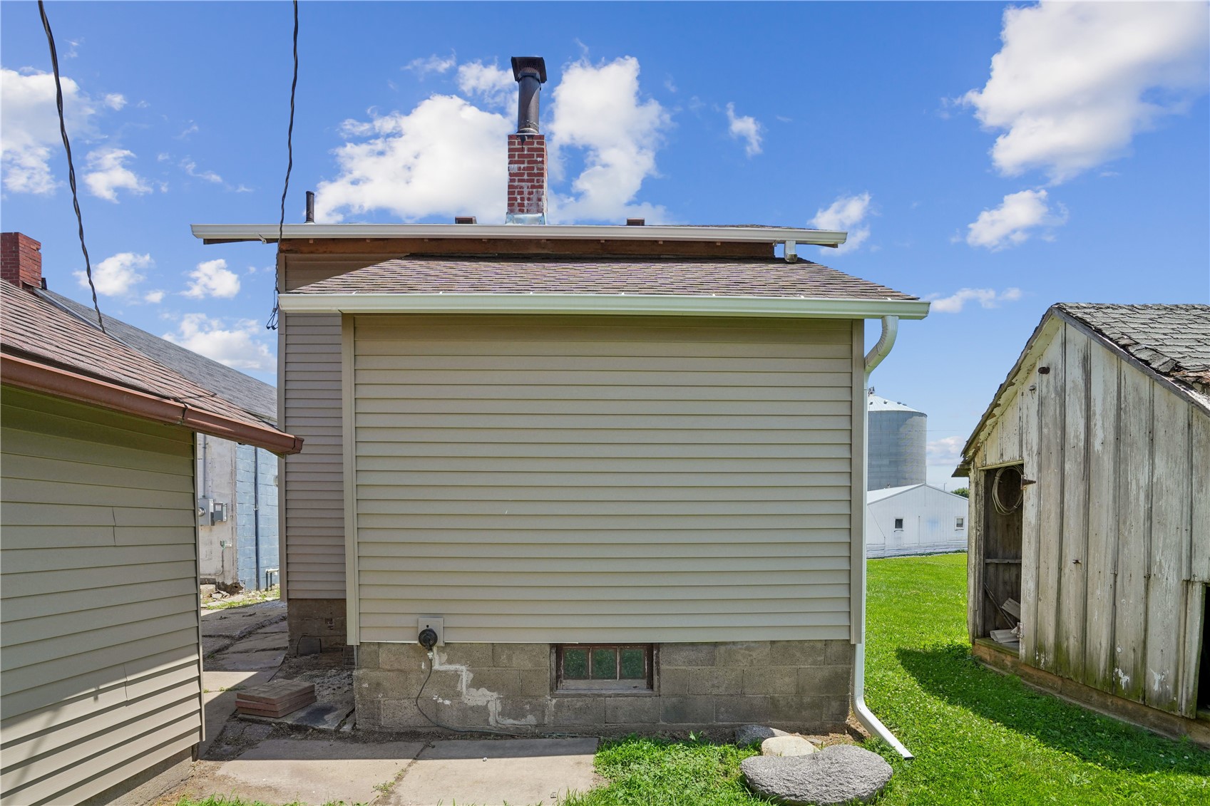 210 S Main Street Wheatland IA 52777