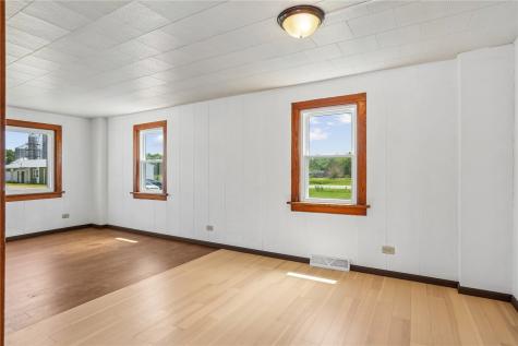 210 S Main Street Wheatland IA 52777