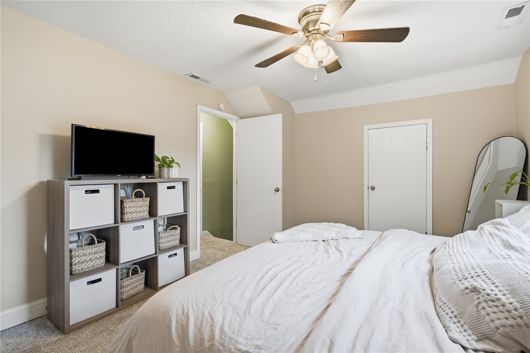 1044 17th Street NE Cedar Rapids IA 52402