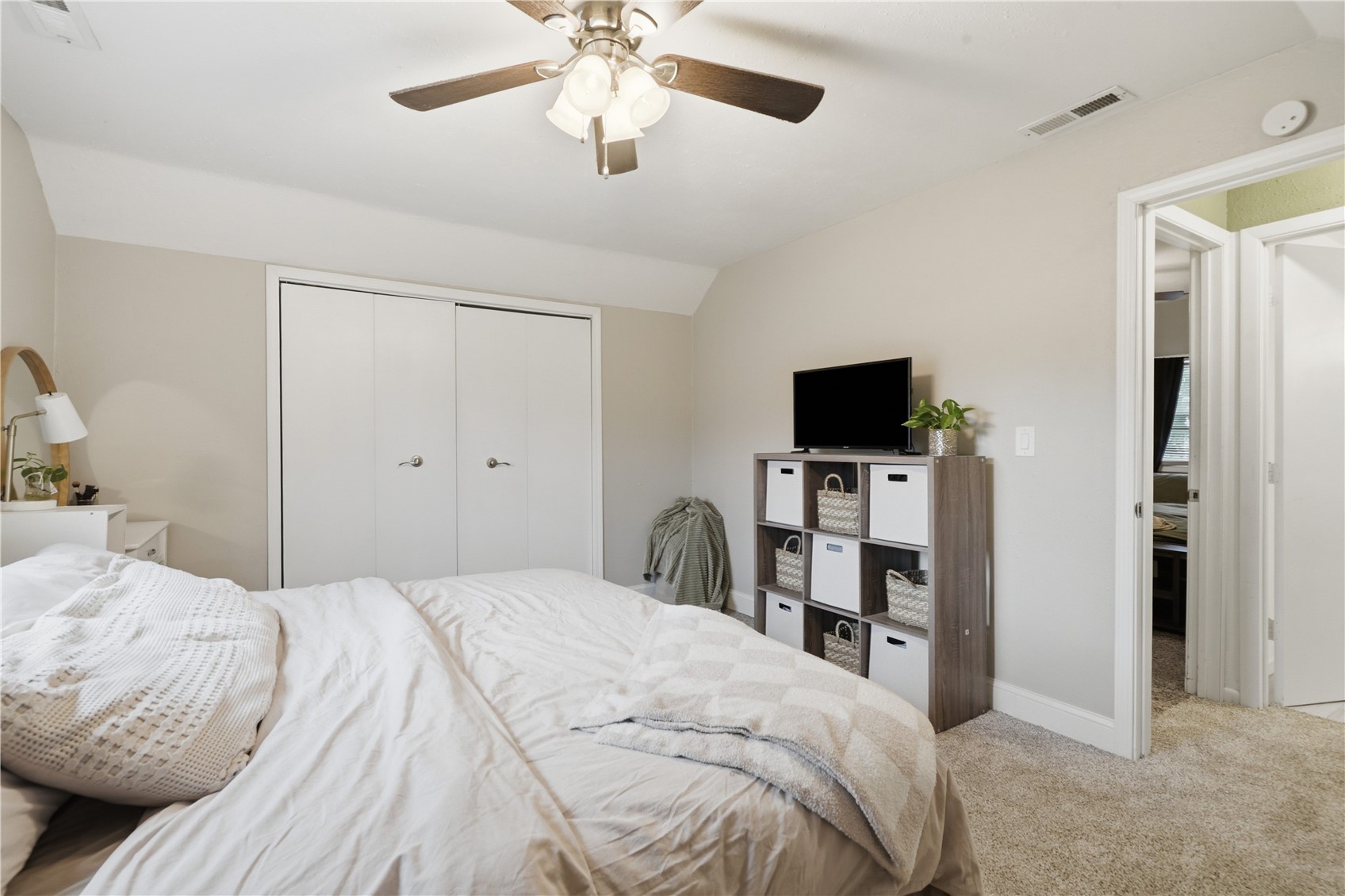 1044 17th Street NE Cedar Rapids IA 52402