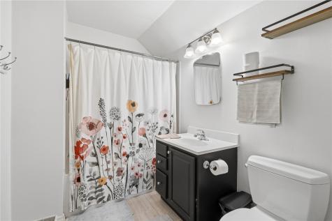 1044 17th Street NE Cedar Rapids IA 52402