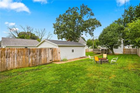 1044 17th Street NE Cedar Rapids IA 52402