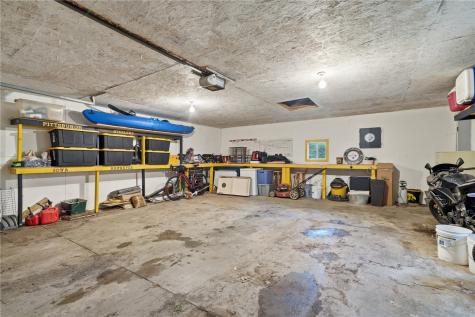 1044 17th Street NE Cedar Rapids IA 52402