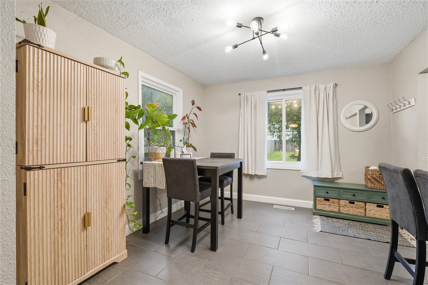 1044 17th Street NE Cedar Rapids IA 52402