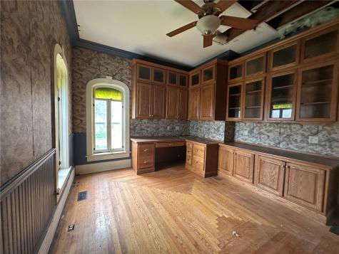 301 3rd Avenue Stanwood IA 52337