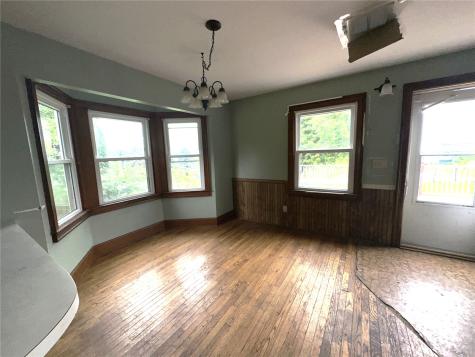 301 3rd Avenue Stanwood IA 52337