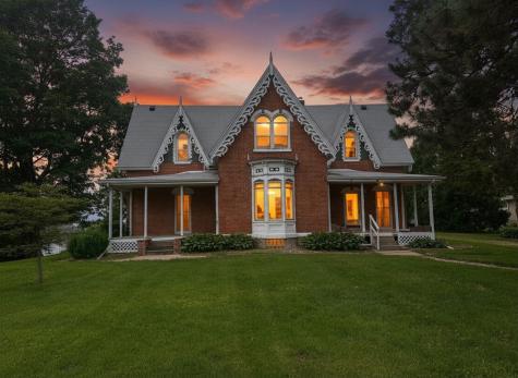 301 3rd Avenue Stanwood IA 52337
