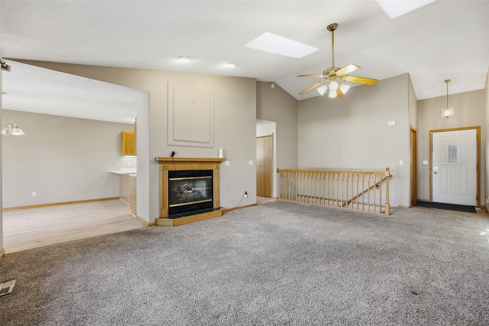 215 Brougham Road Robins IA 52328