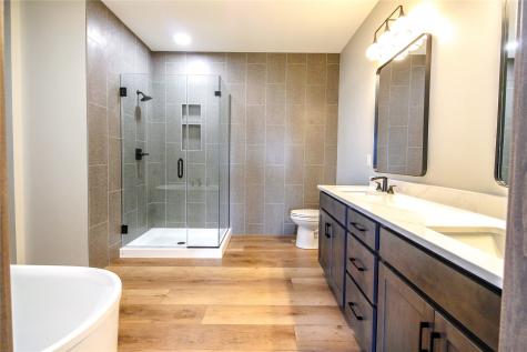 630 17th Avenue SW Mt Vernon IA 52314