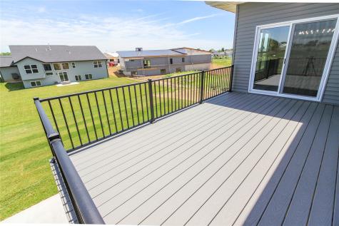 630 17th Avenue SW Mt Vernon IA 52314
