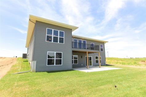 630 17th Avenue SW Mt Vernon IA 52314