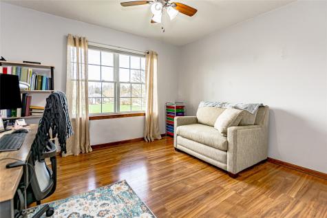 506 16th Street NE Independence IA 50644