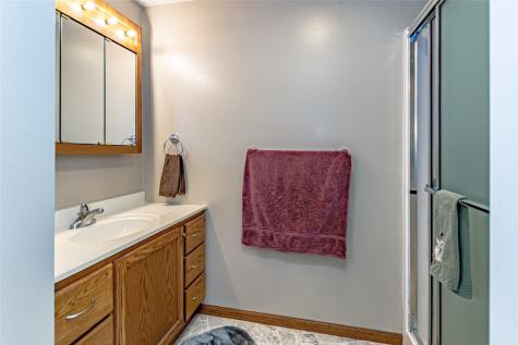 506 16th Street NE Independence IA 50644