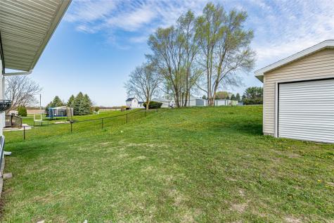 506 16th Street NE Independence IA 50644
