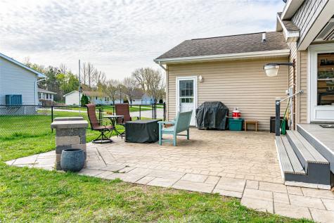 506 16th Street NE Independence IA 50644