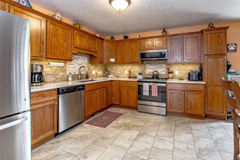506 16th Street NE Independence IA 50644
