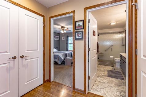 506 16th Street NE Independence IA 50644