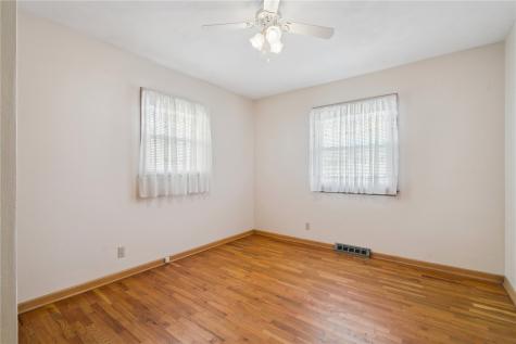 3013 Sue Lane NW Cedar Rapids IA 52405