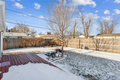 3013 Sue Lane NW Cedar Rapids IA 52405