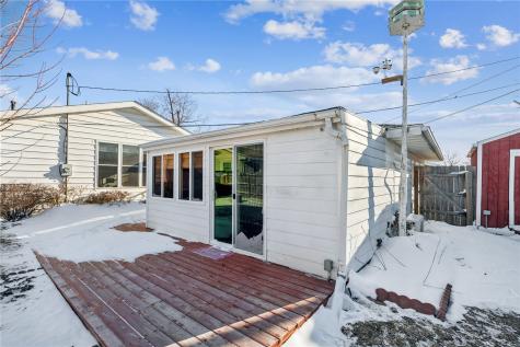 3013 Sue Lane NW Cedar Rapids IA 52405