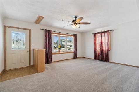 3013 Sue Lane NW Cedar Rapids IA 52405