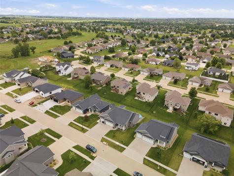 1735 Cottage Ridge Drive Marion IA 52302