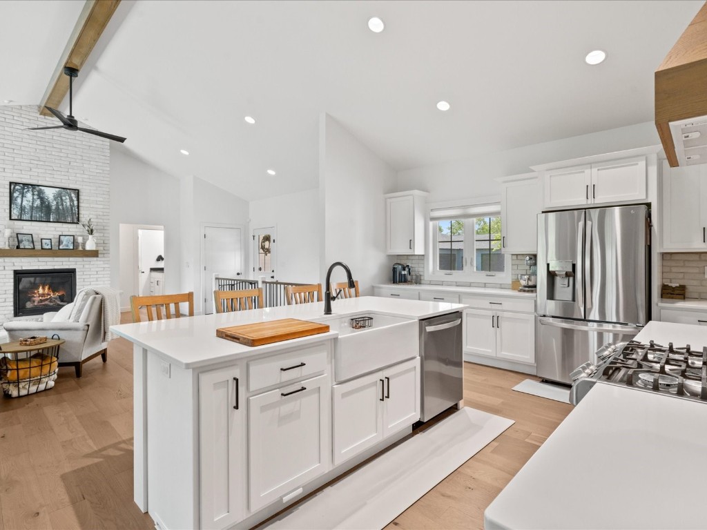 21104 Rebel Drive Anamosa IA 52205