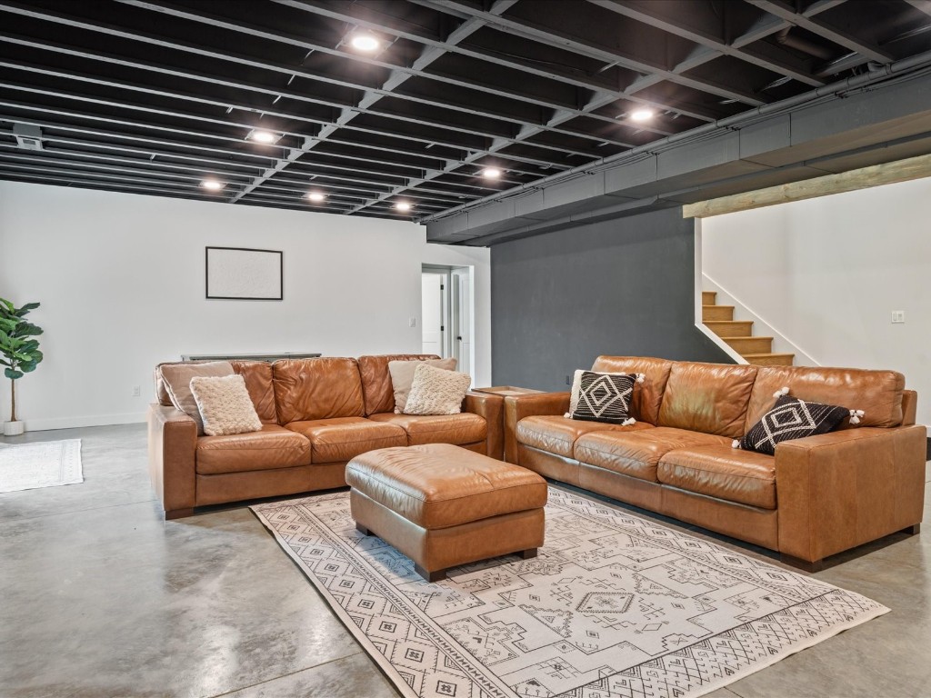 21104 Rebel Drive Anamosa IA 52205