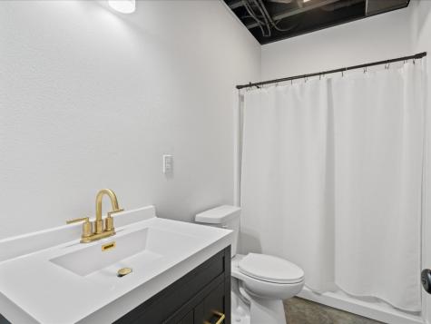21104 Rebel Drive Anamosa IA 52205