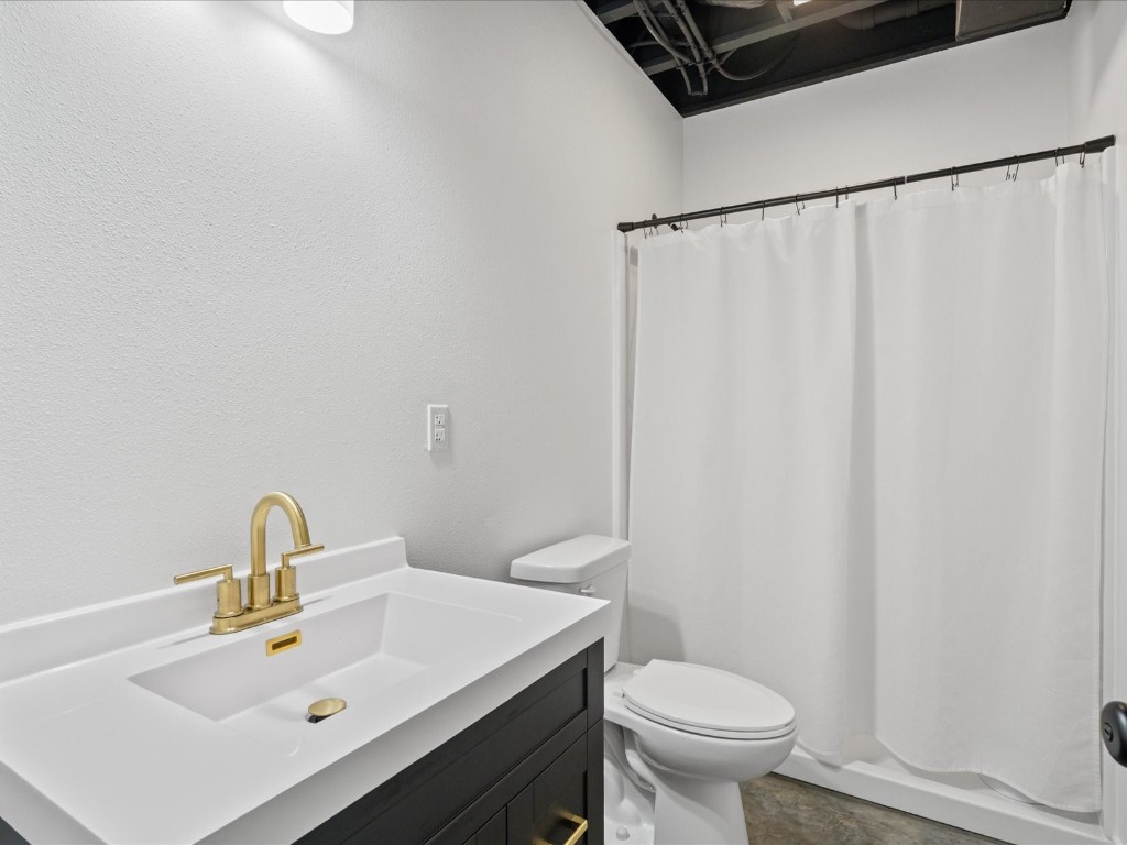 21104 Rebel Drive Anamosa IA 52205
