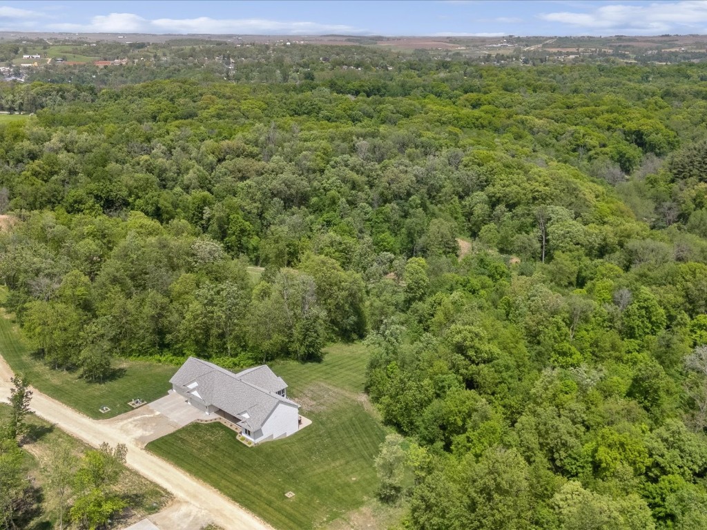 21104 Rebel Drive Anamosa IA 52205