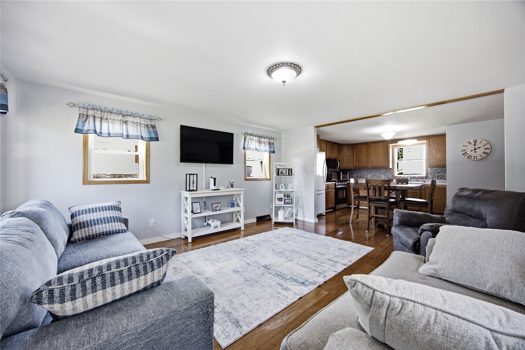 3632 Crestwood Drive NW Cedar Rapids IA 52405