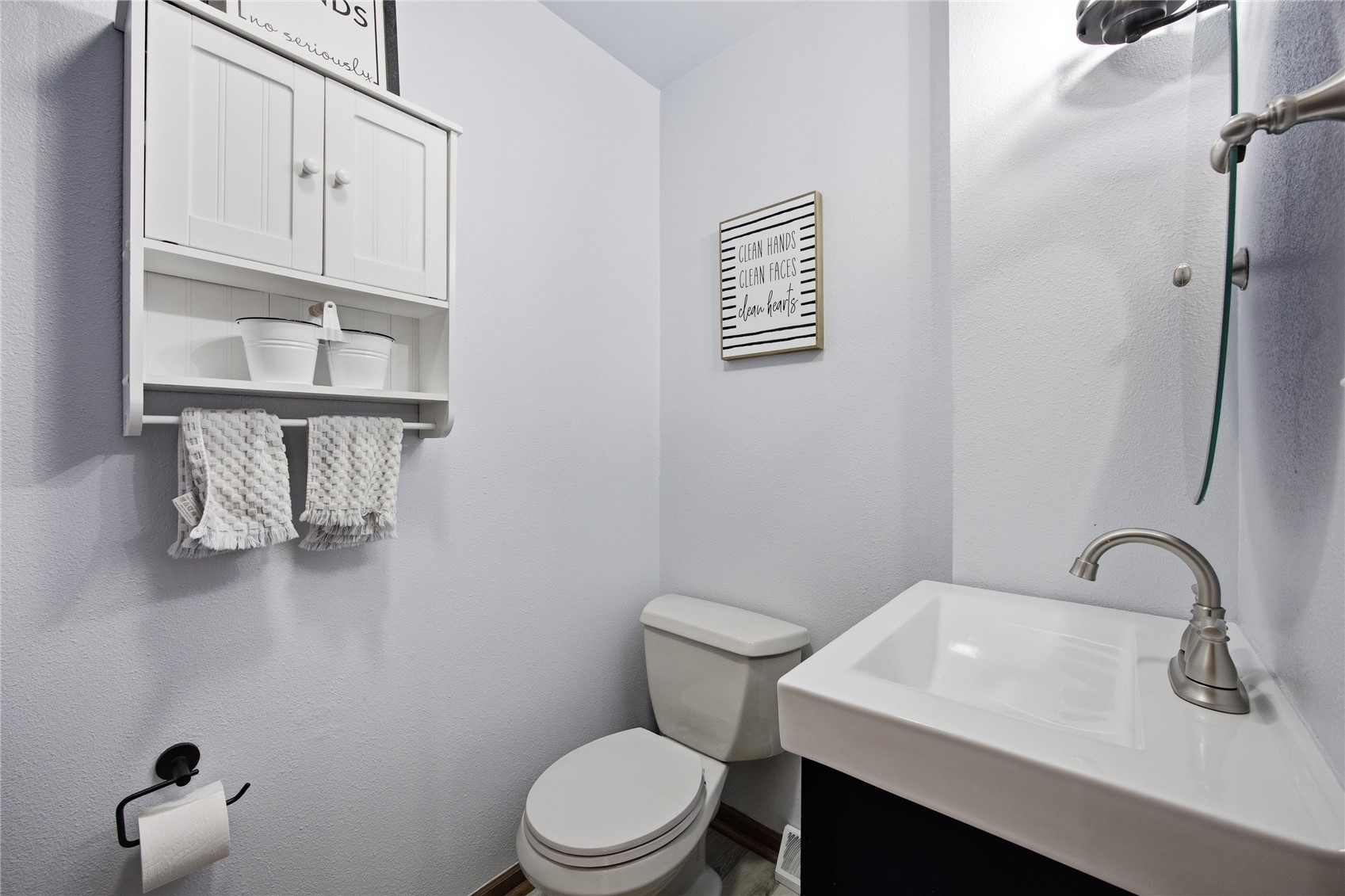 3632 Crestwood Drive NW Cedar Rapids IA 52405