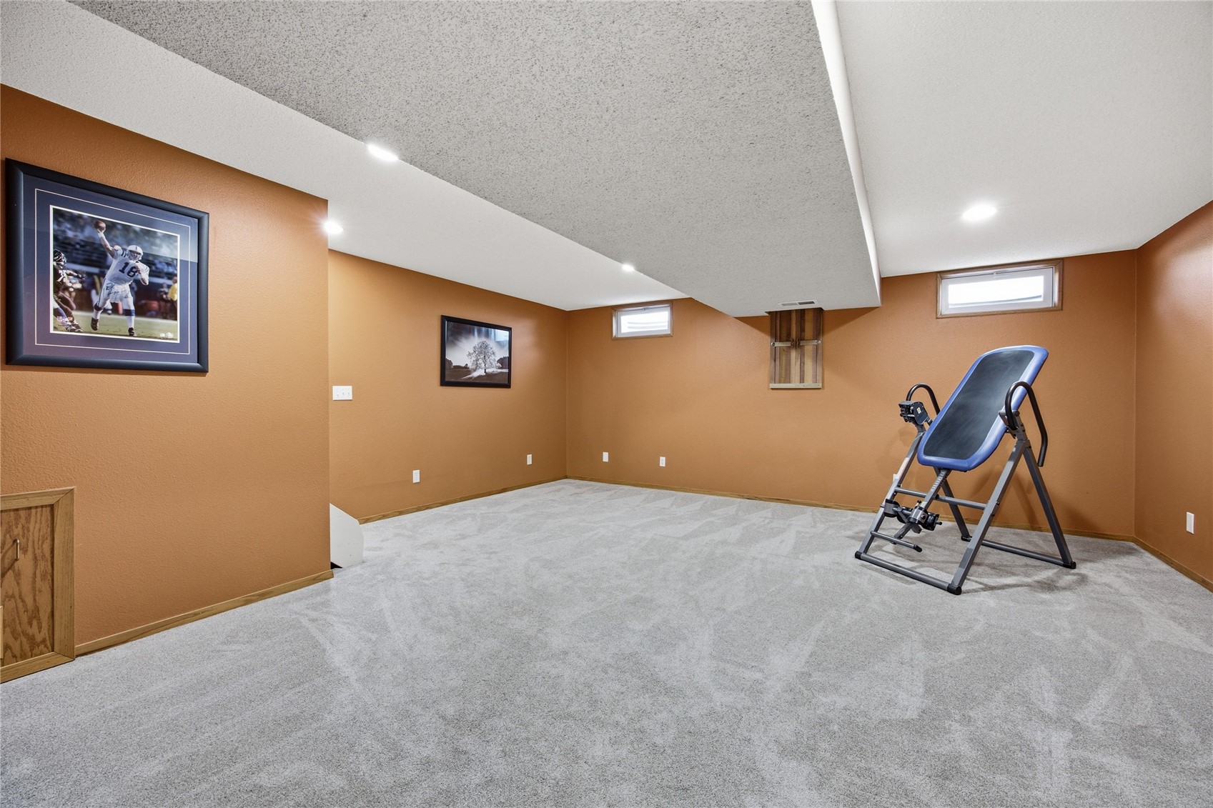 3632 Crestwood Drive NW Cedar Rapids IA 52405