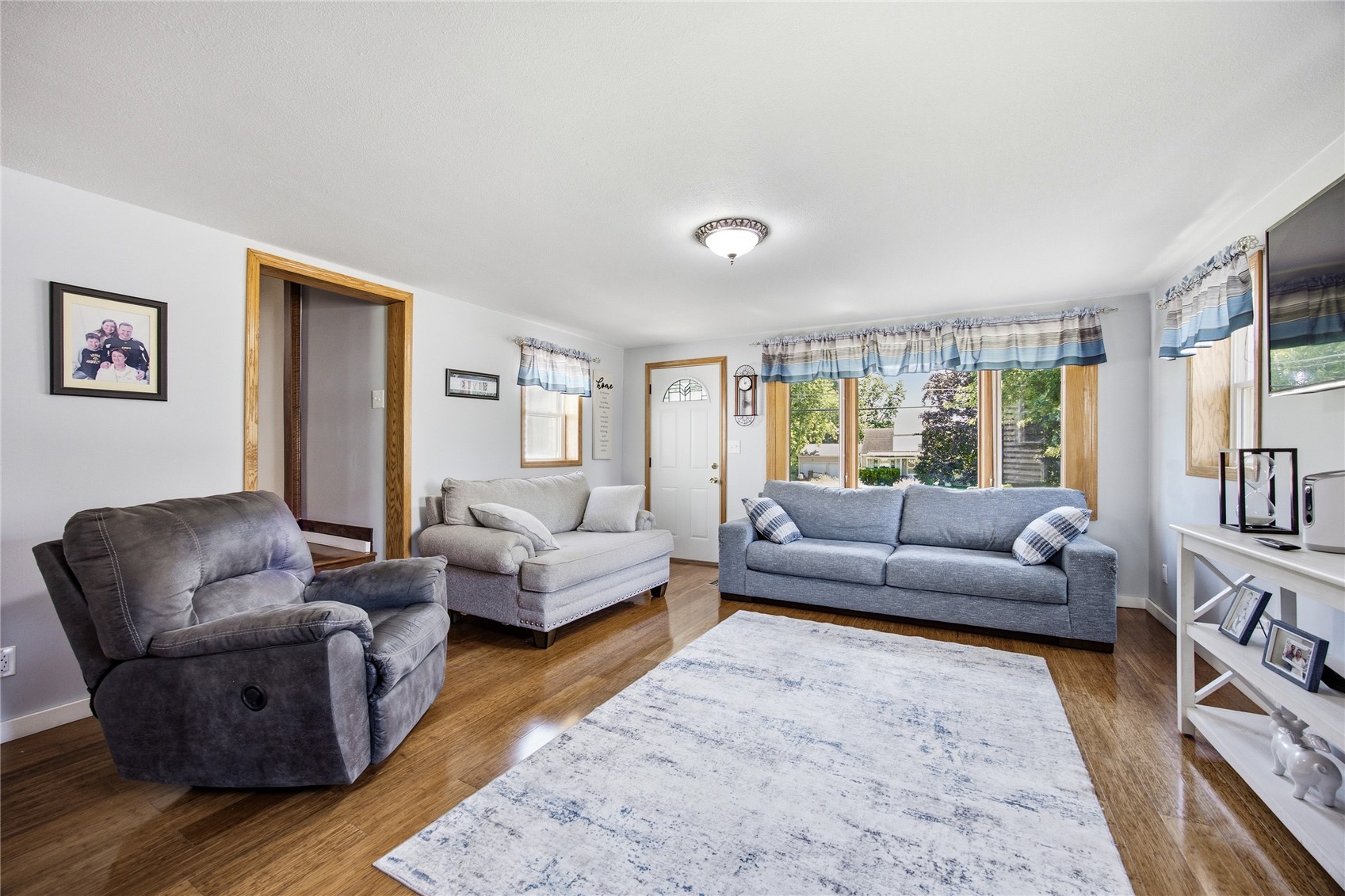 3632 Crestwood Drive NW Cedar Rapids IA 52405
