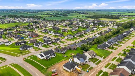 1401 Green Oak Pass Tiffin IA 52340