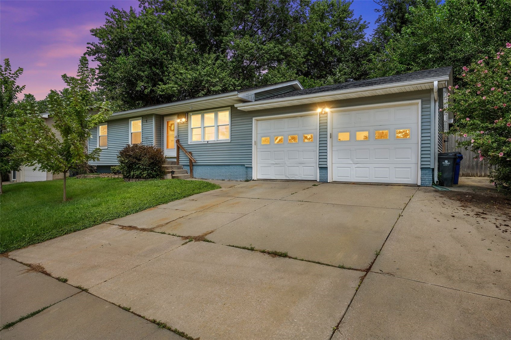 4150 Midway Drive NW Cedar Rapids IA 52405