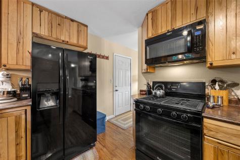 4150 Midway Drive NW Cedar Rapids IA 52405