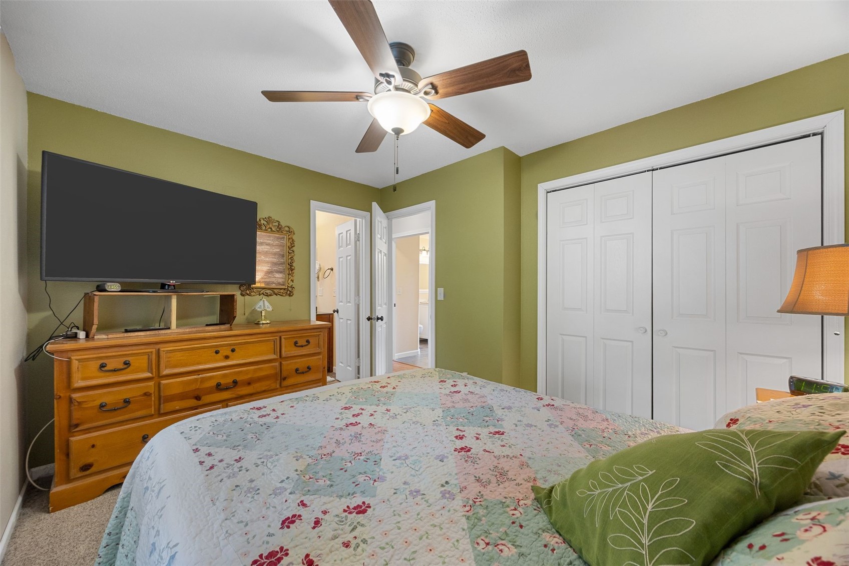 4150 Midway Drive NW Cedar Rapids IA 52405
