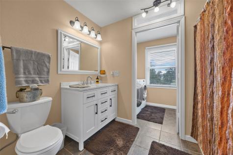 4150 Midway Drive NW Cedar Rapids IA 52405