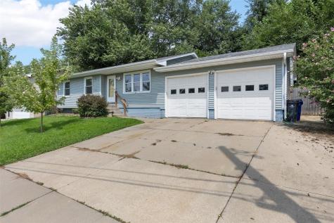 4150 Midway Drive NW Cedar Rapids IA 52405