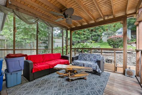 4150 Midway Drive NW Cedar Rapids IA 52405