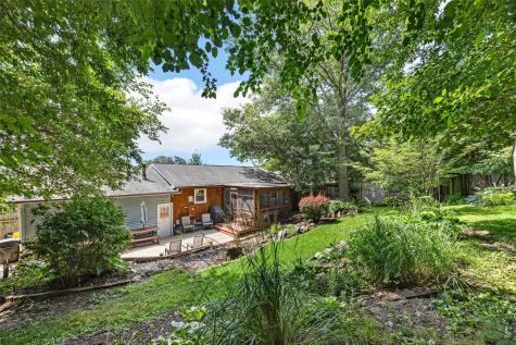 4150 Midway Drive NW Cedar Rapids IA 52405