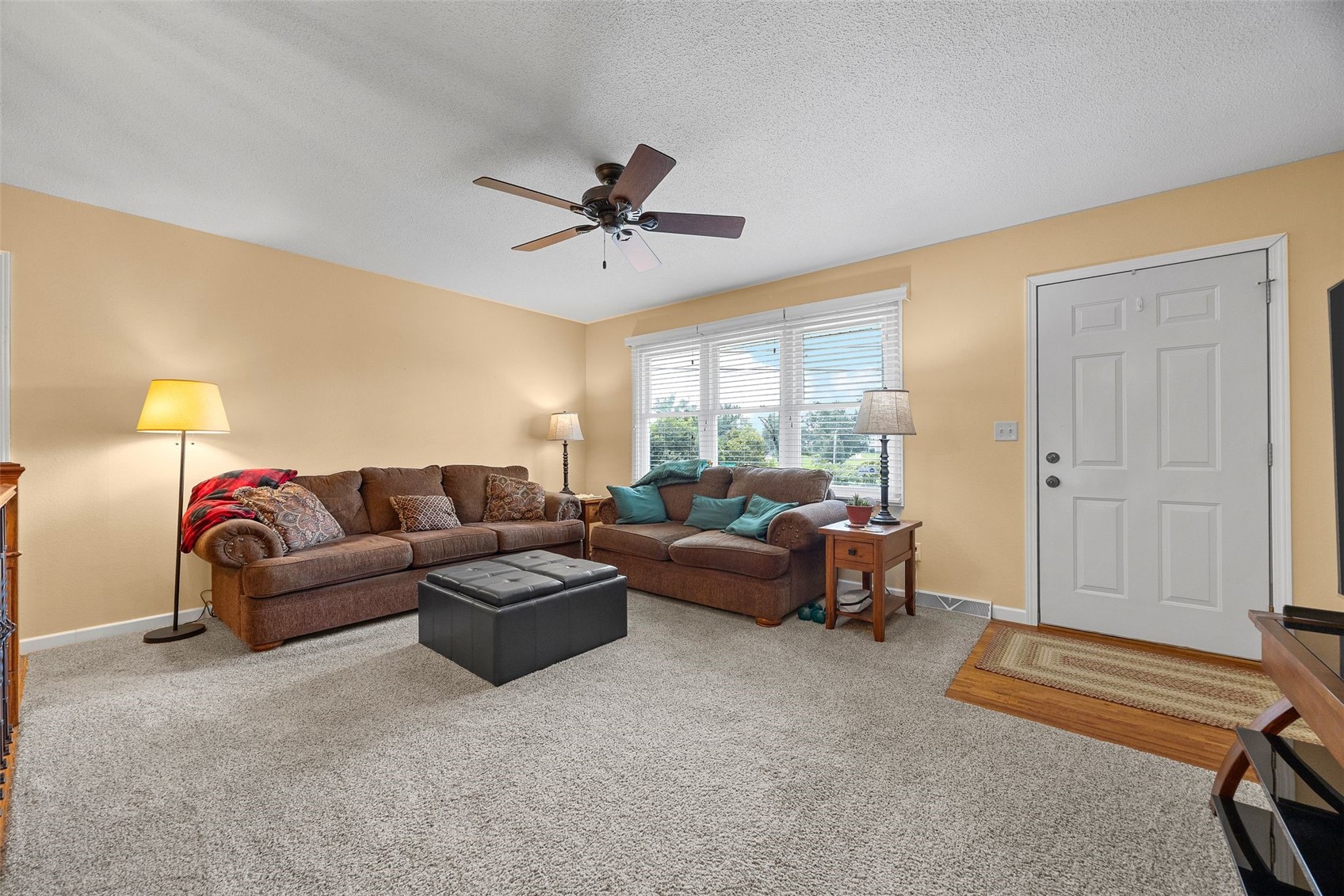 4150 Midway Drive NW Cedar Rapids IA 52405