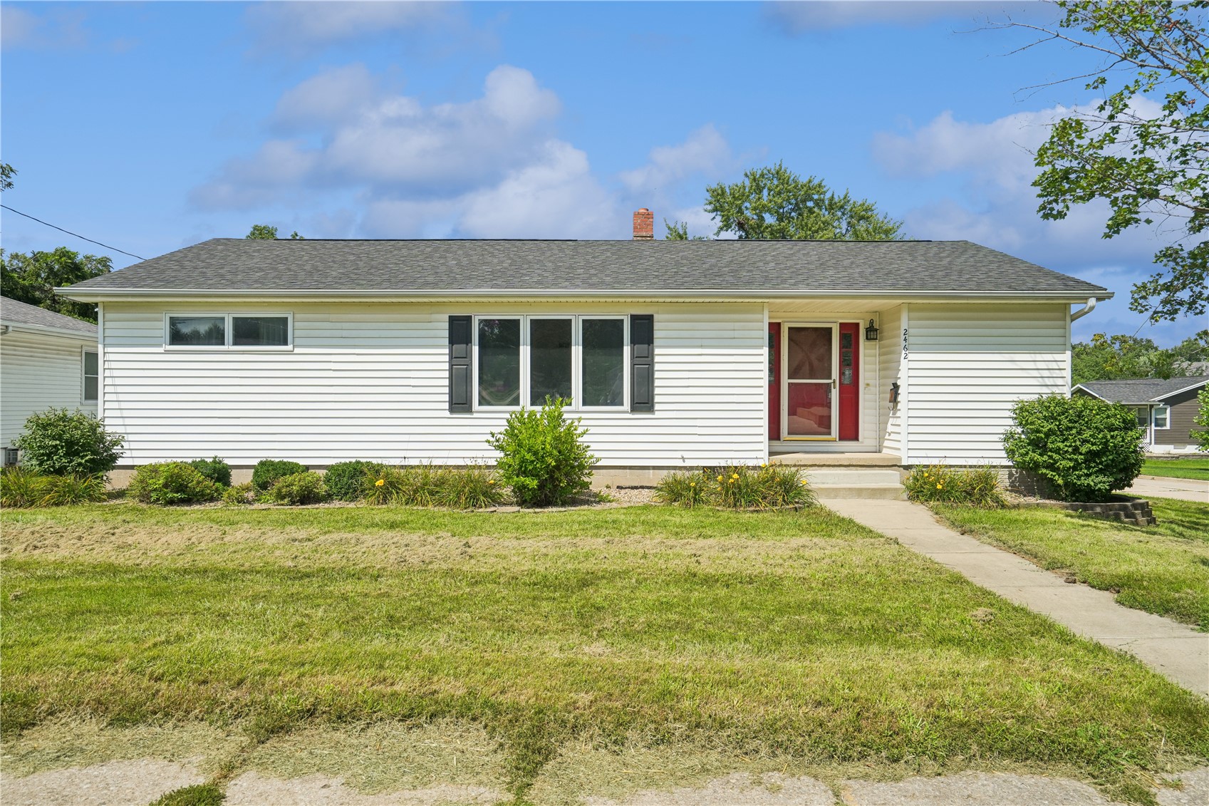 2462 10th Avenue Marion IA 52302