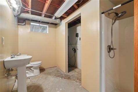2462 10th Avenue Marion IA 52302